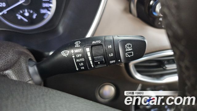 Hyundai Santafe 2019 — photo 27
