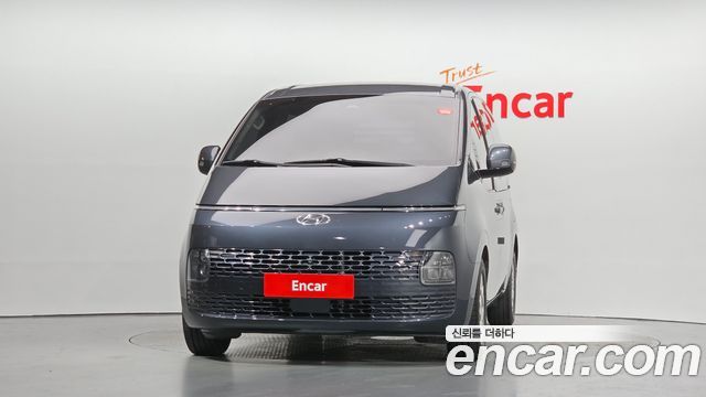 Hyundai Staria 2022 — photo 3