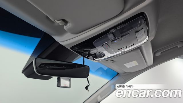 Hyundai Staria 2022 — photo 26