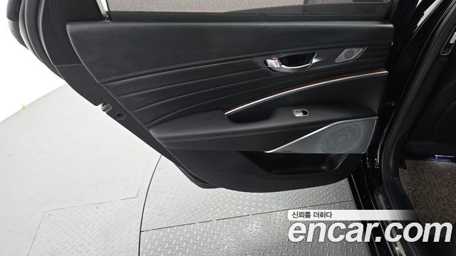 Kia K9 2019 — photo 15