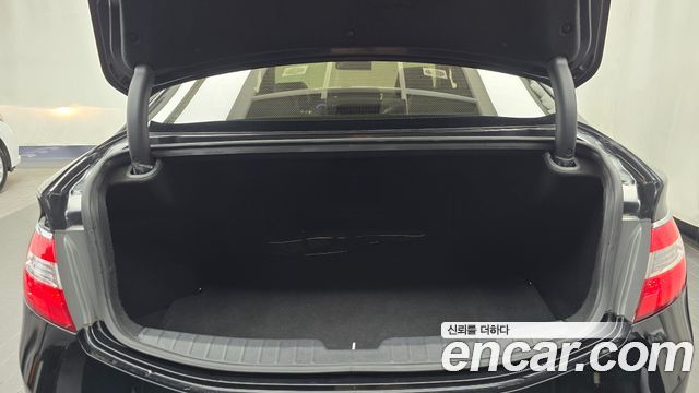 Hyundai Grandeur 2014 — photo 24