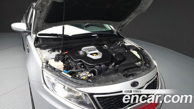 Kia K5 2012 — photo 6