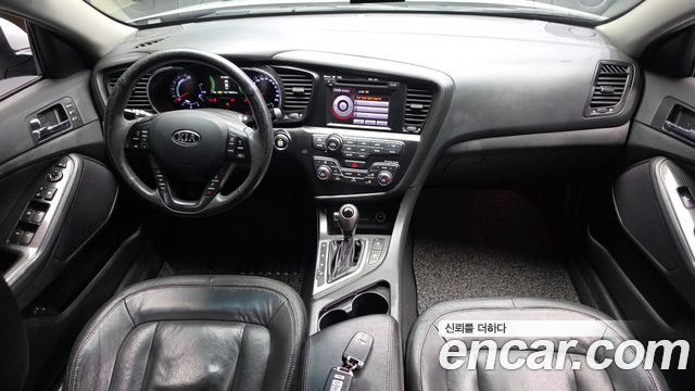 Kia K5 2012 — photo 10