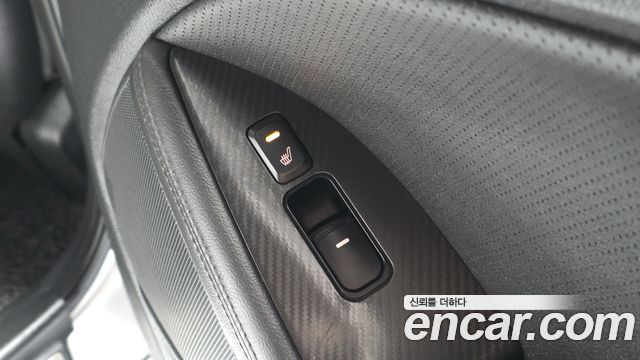 Kia K5 2012 — photo 25