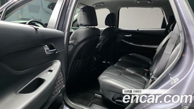 Hyundai Santafe 2022 — photo 12