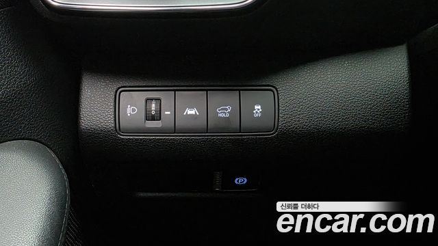 Hyundai Santafe 2022 — photo 17