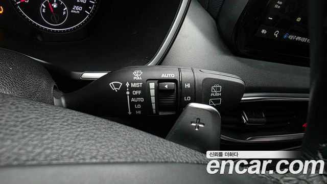 Hyundai Santafe 2022 — photo 18