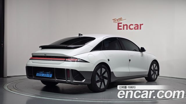 Hyundai Ioniq6 2023 — photo 2