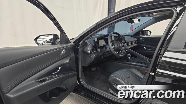 Hyundai AVANTE 2024 — photo 13