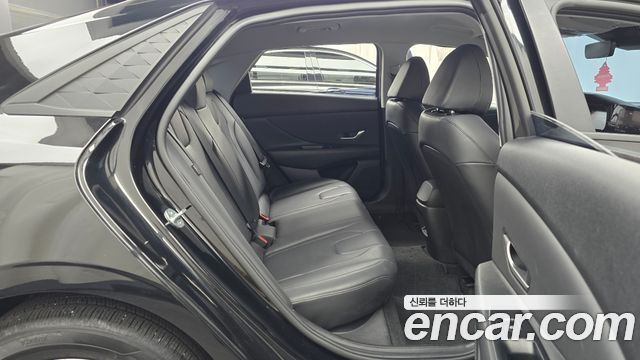 Hyundai AVANTE 2024 — photo 17