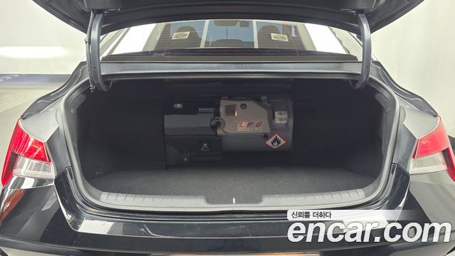 Hyundai AVANTE 2024 — photo 22