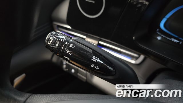 Hyundai AVANTE 2024 — photo 28