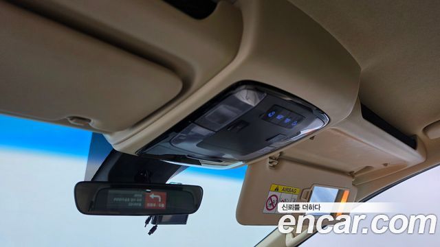Hyundai Staria 2022 — photo 22