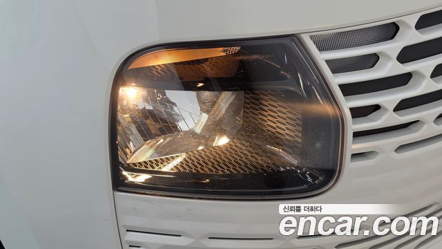 Hyundai Staria 2022 — photo 8