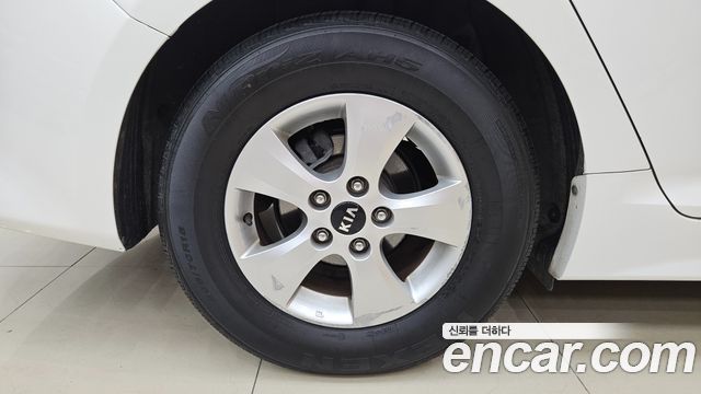 Kia K5 2014 — photo 8