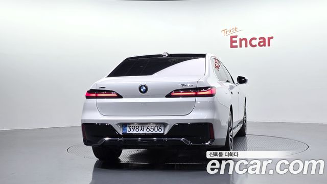 BMW 7-Series 2026 — photo 4