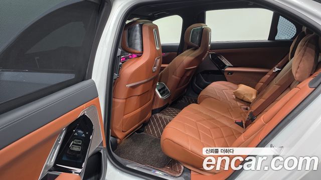 BMW 7-Series 2026 — photo 18
