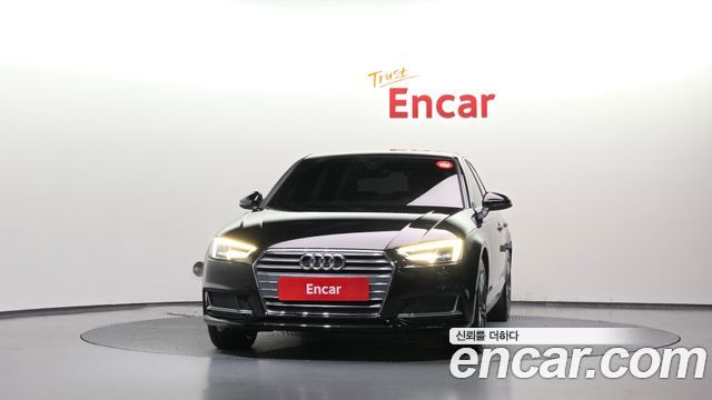 Audi A4 2019 — photo 3