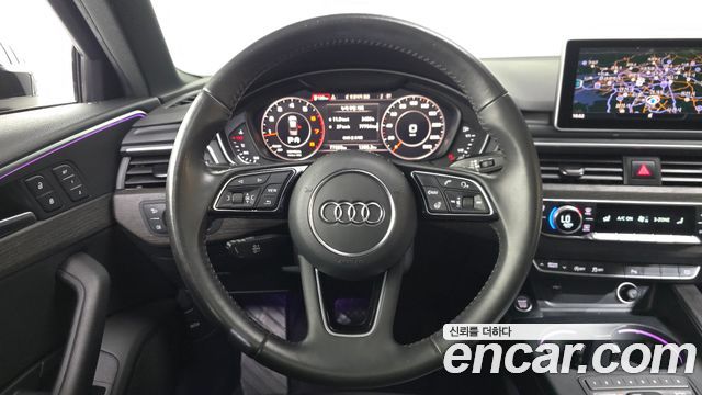 Audi A4 2019 — photo 13