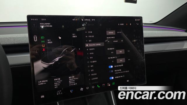 Tesla Model Y 2026 — photo 27