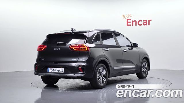 Kia Niro 2022 — photo 2