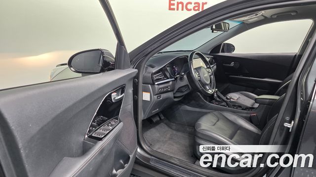 Kia Niro 2022 — photo 13