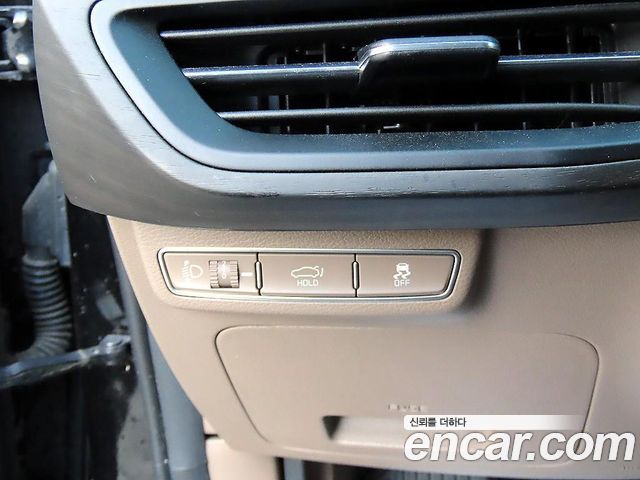 Kia K8 2022 — photo 13