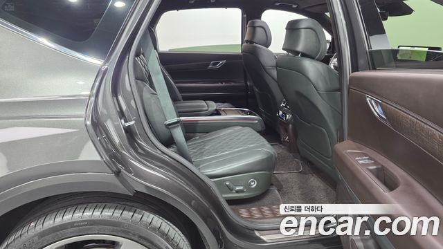 Genesis GV80 2023 — photo 17