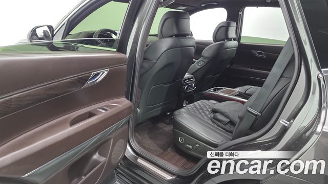 Genesis GV80 2023 — photo 18