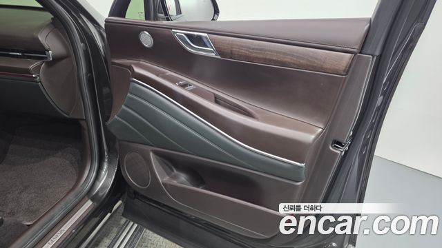 Genesis GV80 2023 — photo 14