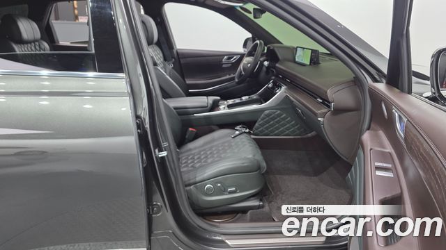 Genesis GV80 2023 — photo 16