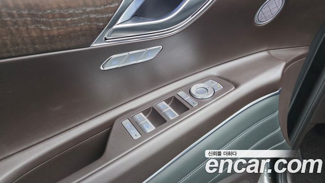 Genesis GV80 2023 — photo 37