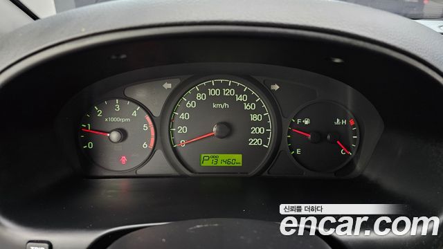 Hyundai Starex 2012 — photo 11