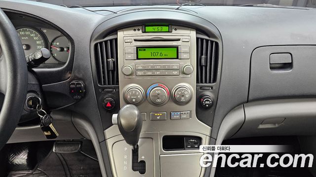Hyundai Starex 2012 — photo 20