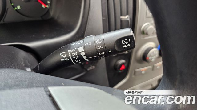 Hyundai Starex 2012 — photo 24