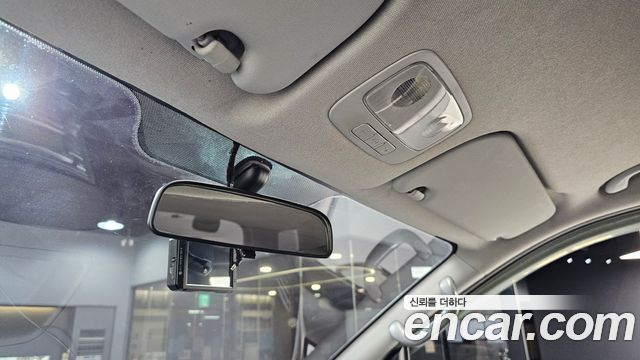 Hyundai Starex 2012 — photo 27