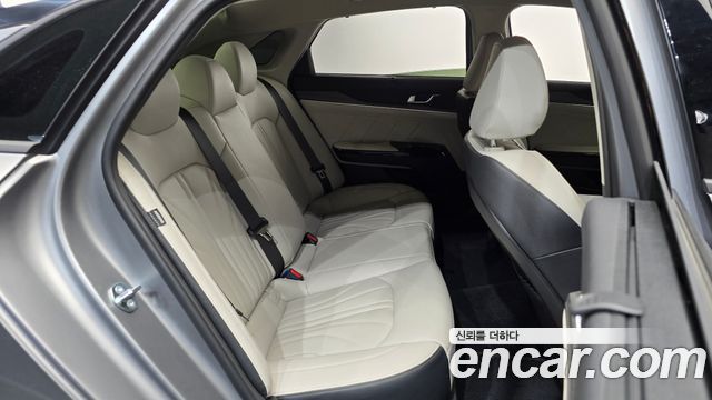 Kia K5 2025 — photo 17