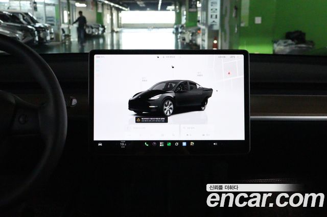 Tesla Model Y 2024 — photo 12