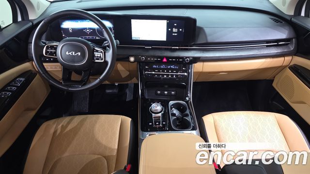 Kia Canival 2023 — photo 7