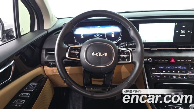 Kia Canival 2023 — photo 12
