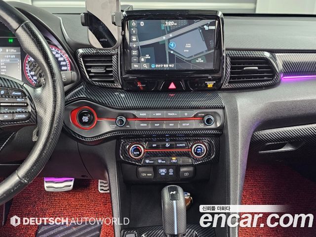 Hyundai Veloster 2018 — photo 14
