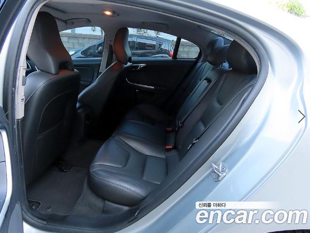 Volvo S60 2017 — photo 6