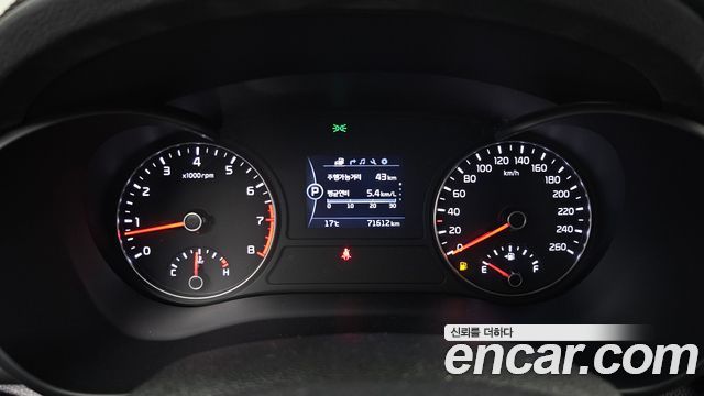 Kia K5 2018 — photo 11