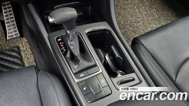 Kia K5 2018 — photo 12