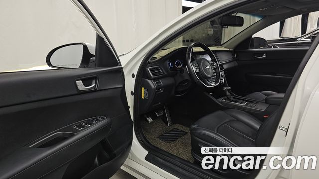 Kia K5 2018 — photo 13