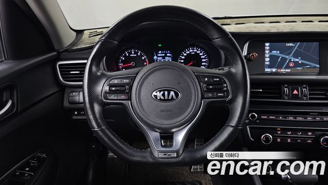 Kia K5 2018 — photo 20