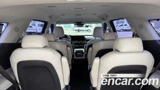 Kia Canival 2021 — photo 5