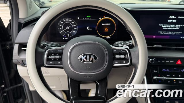 Kia Canival 2021 — photo 8
