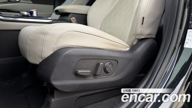 Kia Canival 2021 — photo 9