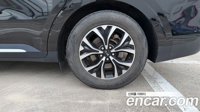 Kia Canival 2021 — photo 20